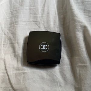Chanel compact